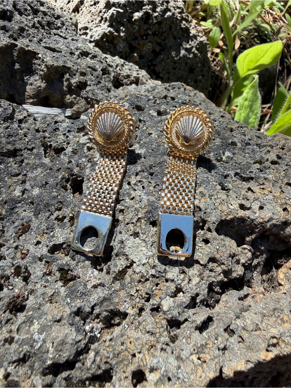 Gold Tone Shell Cufflinks